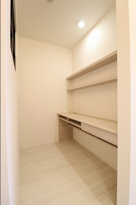 その他設備　ワークデスクスペース