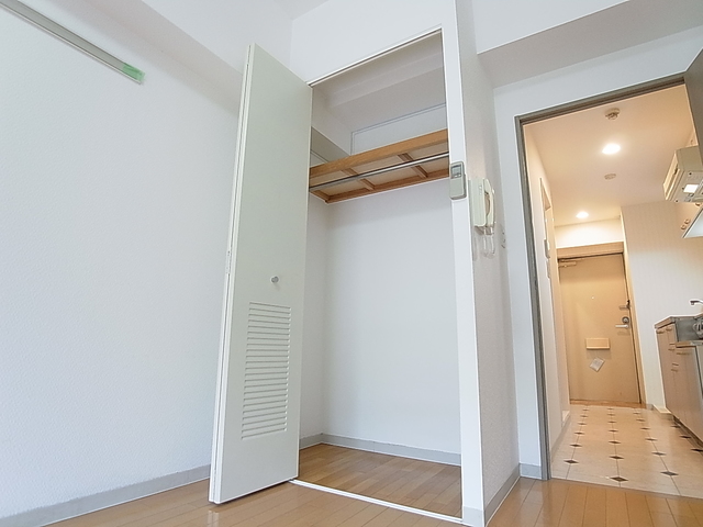 収納　クローゼット