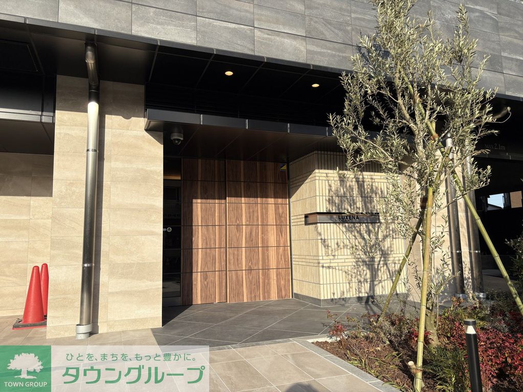 エントランス　エントランス