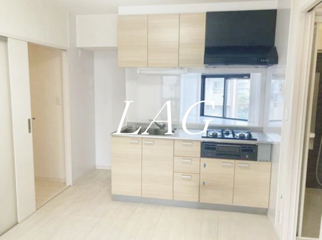 キッチン　キッチンです。