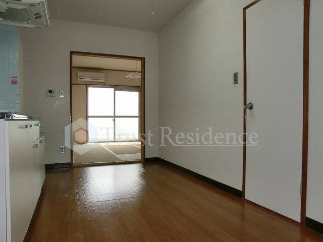 居室・リビング　※リフォームの為参考写真