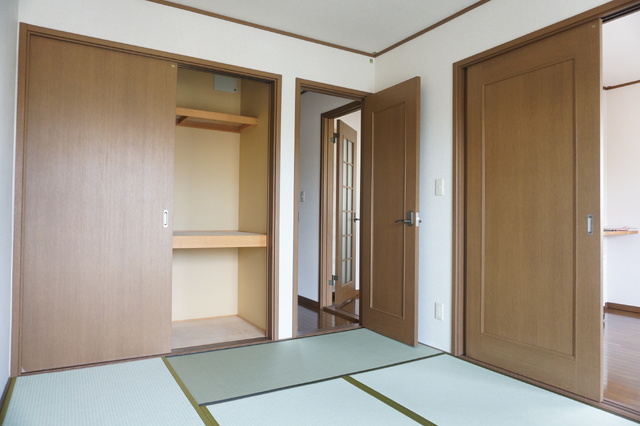 その他設備　和室の押入れ