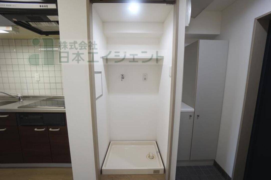 洗面設備　洗濯機置場