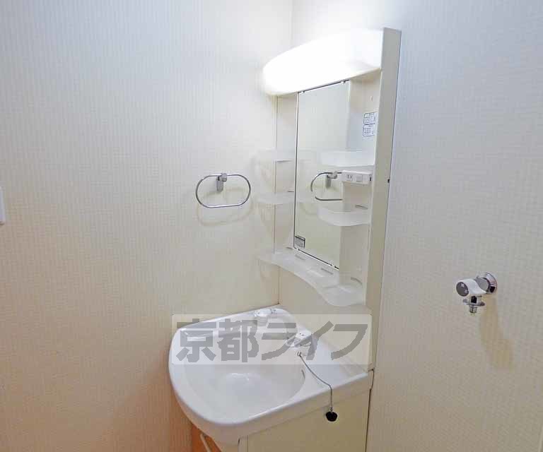 洗面設備　洗面台です。