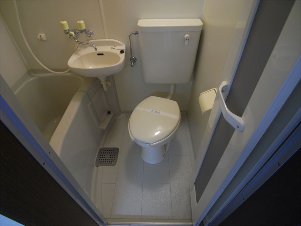 トイレ　写真は308号