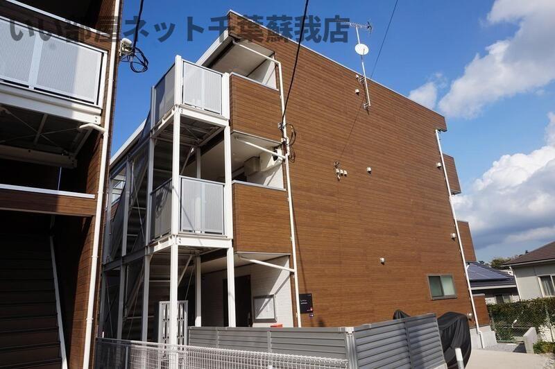 建物外観　落ち着いた雰囲気の外観です