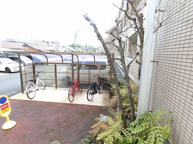 その他共有部分　【駐輪場】あと２箇所あります。