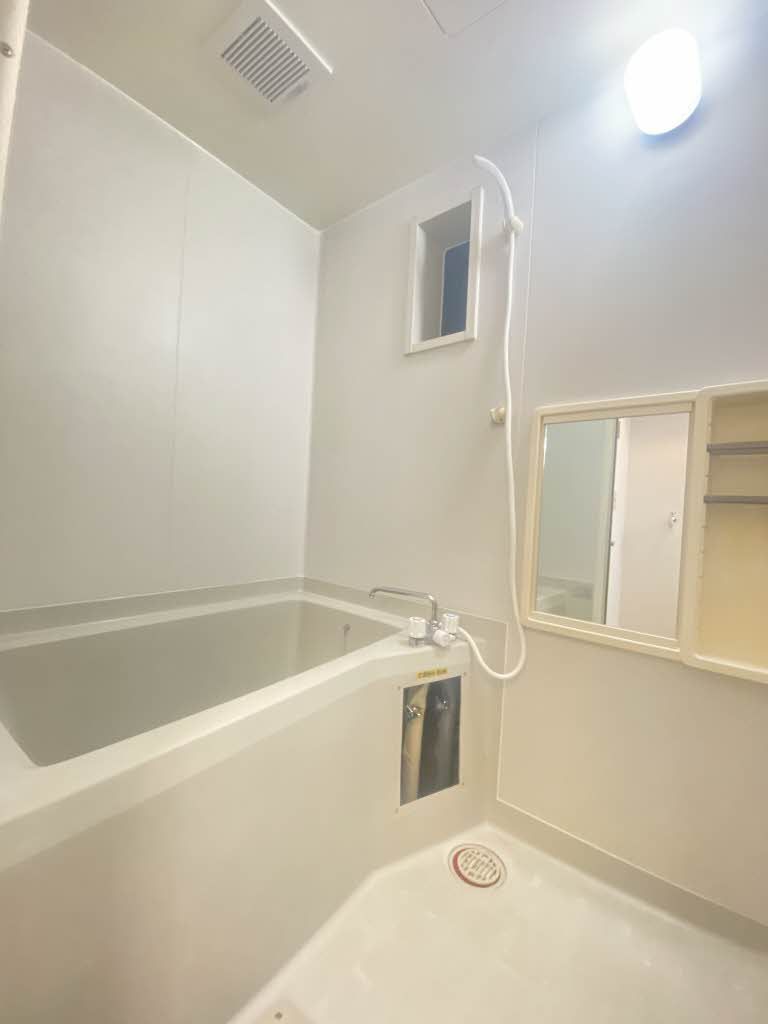 バス・シャワールーム　浴室