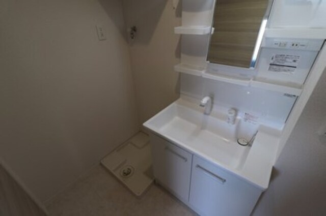 洗面設備　洗髪洗面化粧台