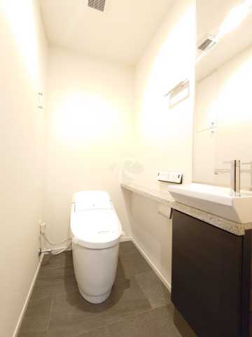 トイレ　ザ・パークハビオ恵比寿プレイス