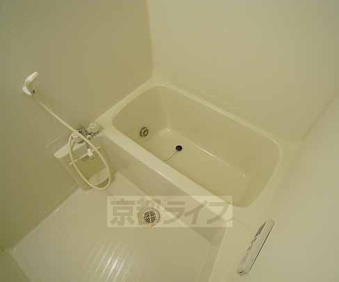 バス・シャワールーム　追い焚き機能付き