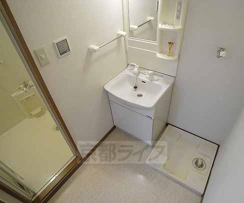 洗面設備　便利なシャンプードレッサー