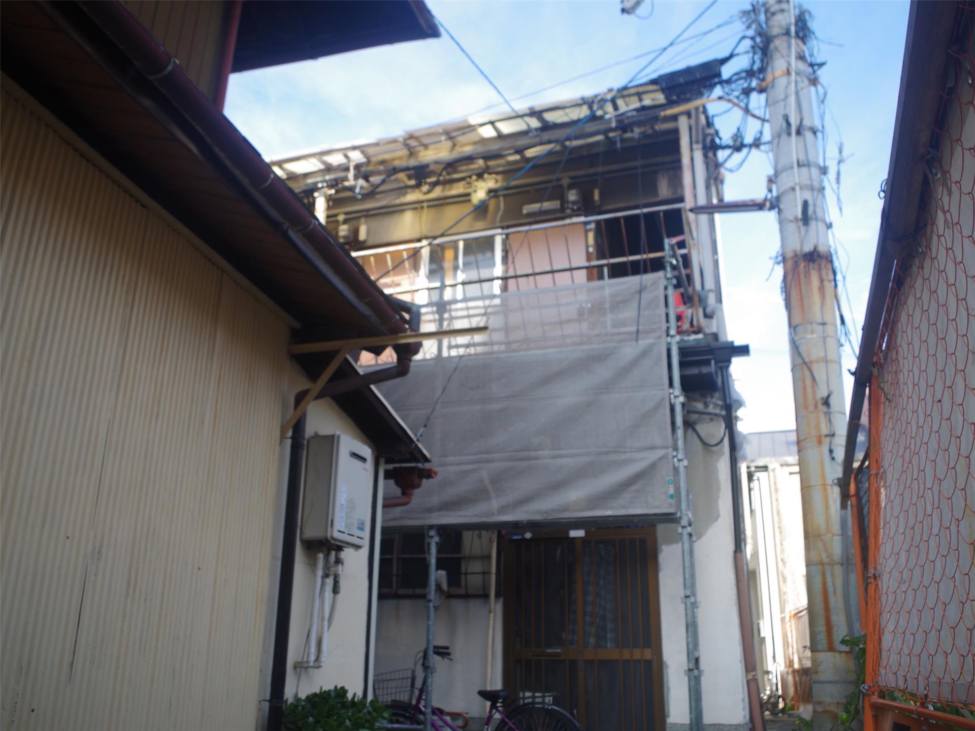 エントランス　外観