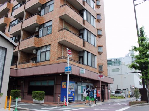 郵便局　京都中堂寺坊城郵便局（郵便局）まで1064m