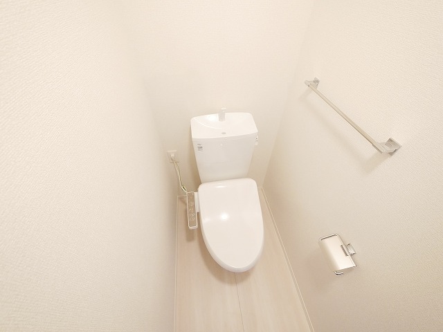 トイレ　シンプルで使いやすいトイレです