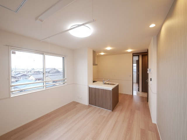 居室・リビング　使いやすい居間です