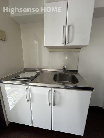 キッチン　コンパクトなキッチンで掃除もラクラク