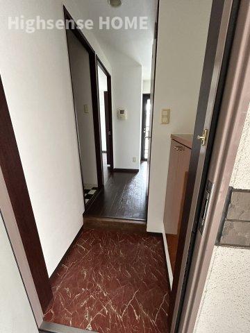 玄関　落ち着いた玄関です