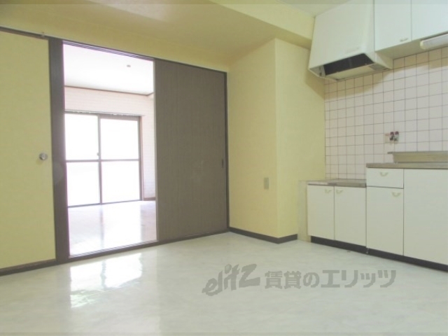 居室・リビング　リビング