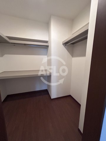 収納　CASSIA江坂　クローゼット