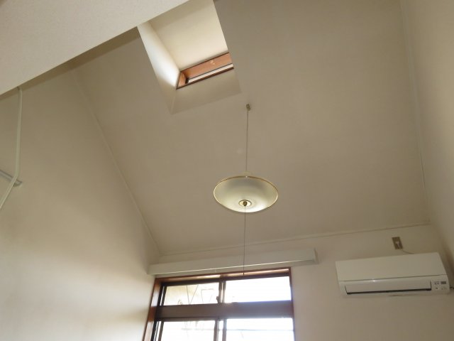 その他部屋・スペース　天窓