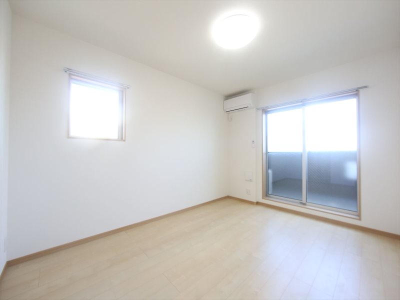 居室・リビング　洋室7.0帖　ウォークインクローゼット付き　同仕様写真