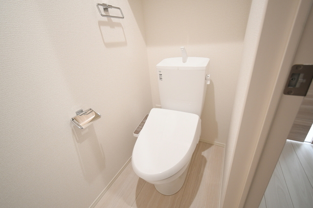 トイレ　１０５・トイレ