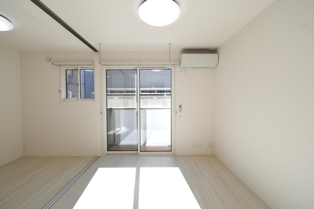 居室・リビング　１０５・ＬＤＫ