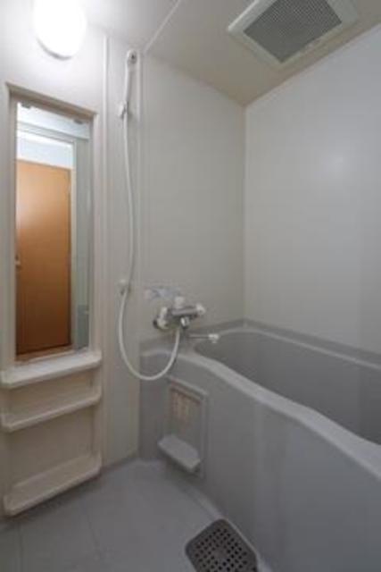 バス・シャワールーム　※写真は同タイプ住戸です。