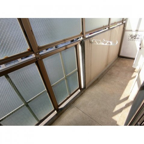 バルコニー　バルコニーがあります