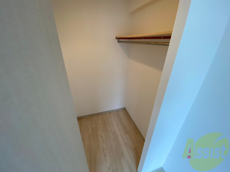 収納　寝室の収納です。部屋がすっきり片付きます。