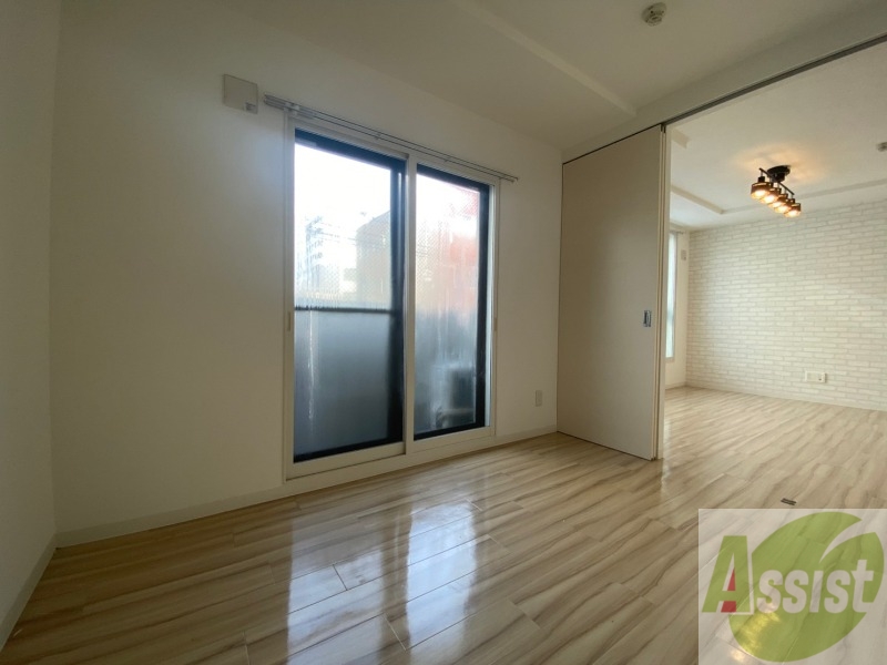 その他部屋・スペース　寝室です。二部屋をどう使うかはあなた次第です！