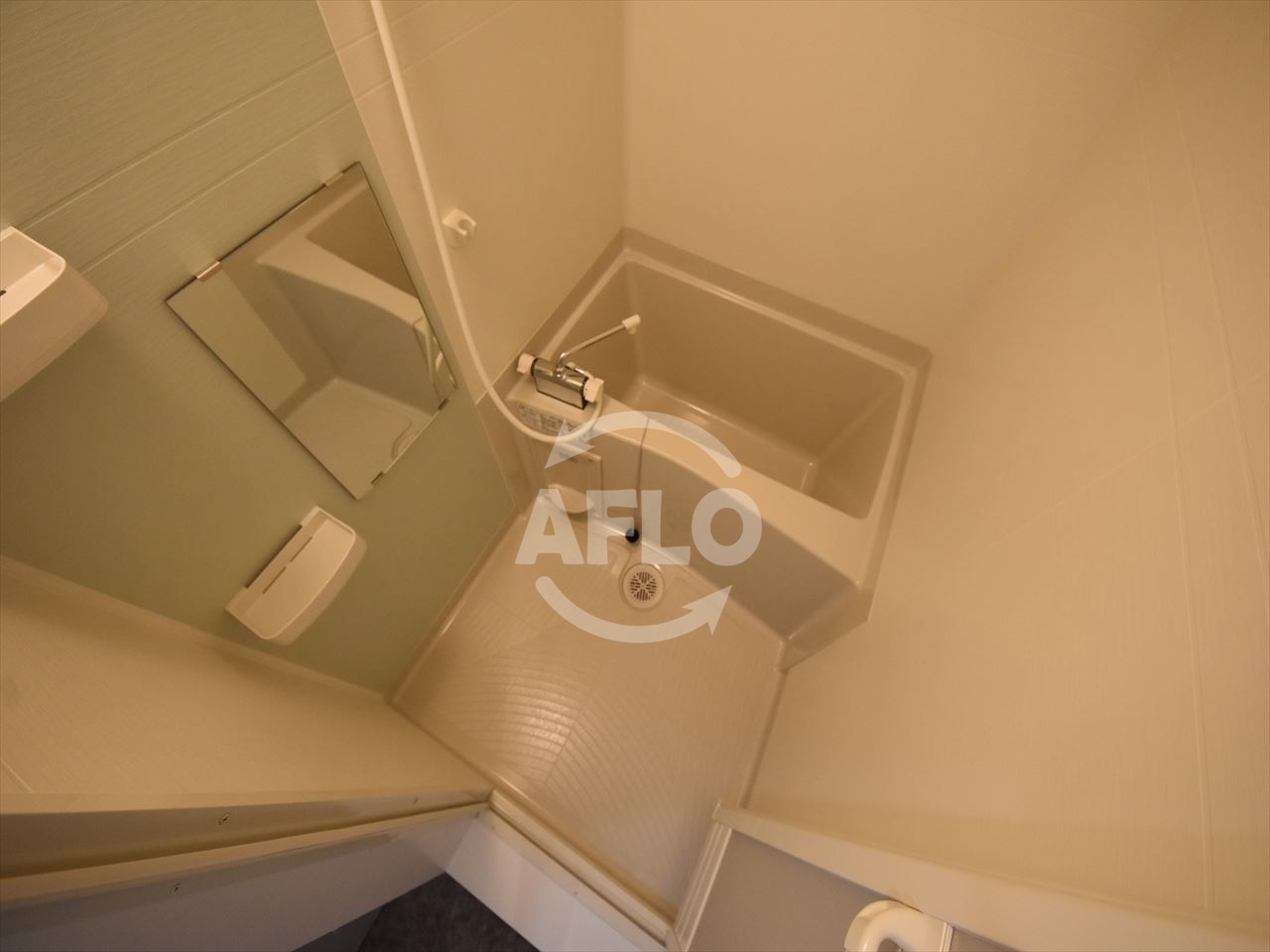 バス・シャワールーム　ラメール天王寺EAST　浴室