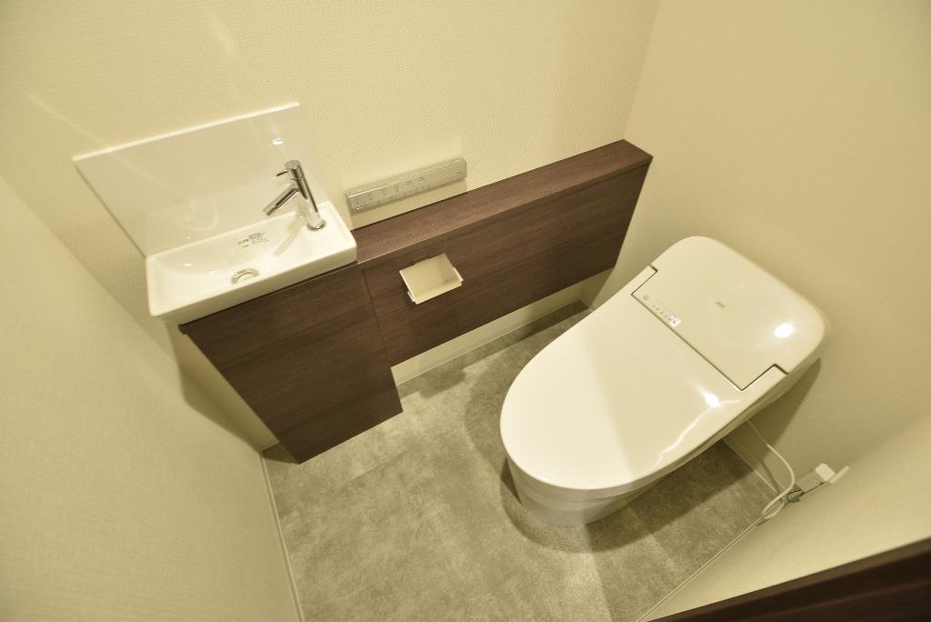 トイレ　シャワー付トイレ