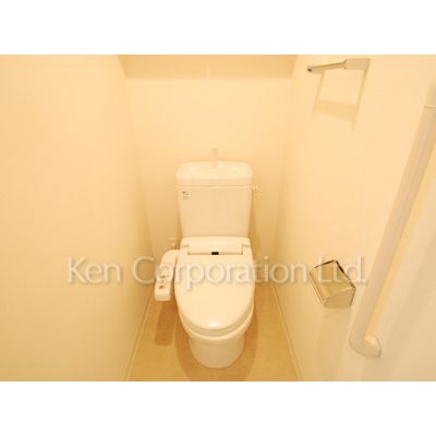 トイレ　同タイプ6階のお部屋を撮影。仕様が異なることがあります。