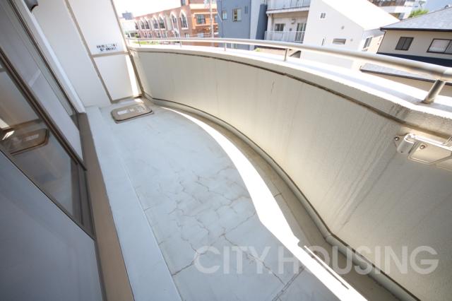 バルコニー　※同タイプ部屋の写真です。