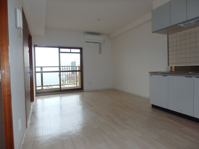 居室・リビング　ネクスト倉田（岡山市中区倉田）RC賃貸マンション