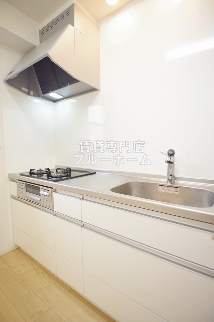 キッチン　3口コンロのシステムキッチン！