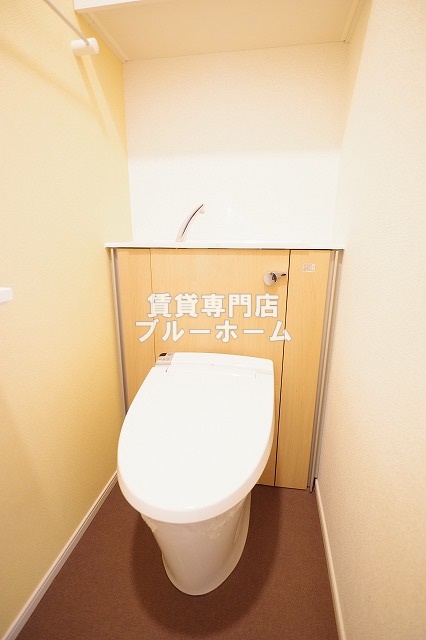 トイレ　タンクレストイレ！