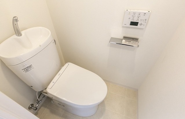 トイレ　別部屋参考写真