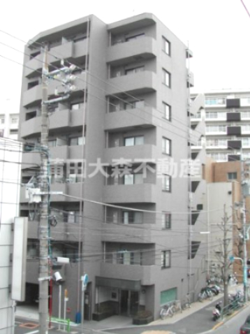 建物外観　2001年12月築　RC鉄筋コンクリート造地上8階建て総戸数