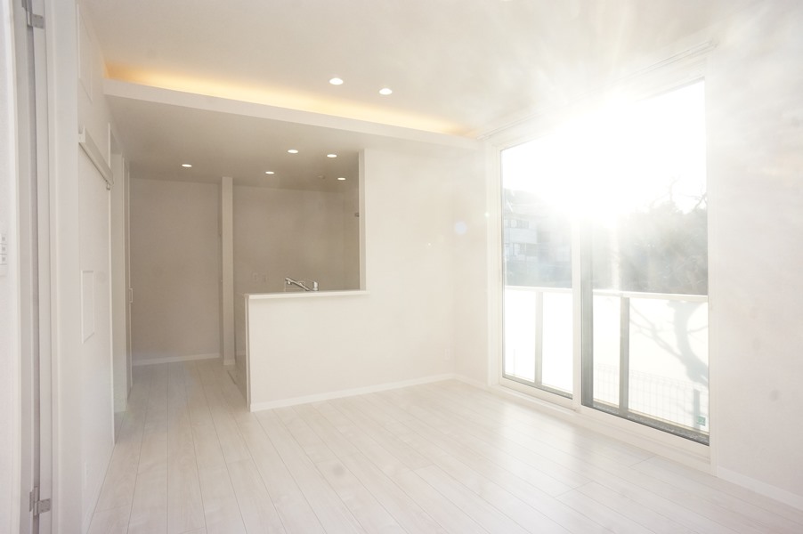 コンビニ　セブンイレブン鎌倉津西店（コンビニ）まで518m