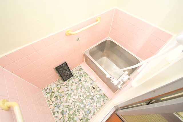 バス・シャワールーム　お風呂