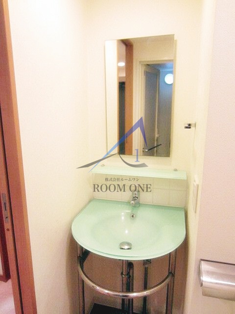 洗面設備　洗面台です。