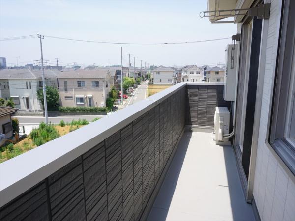 バルコニー　バルコニー（テラス）