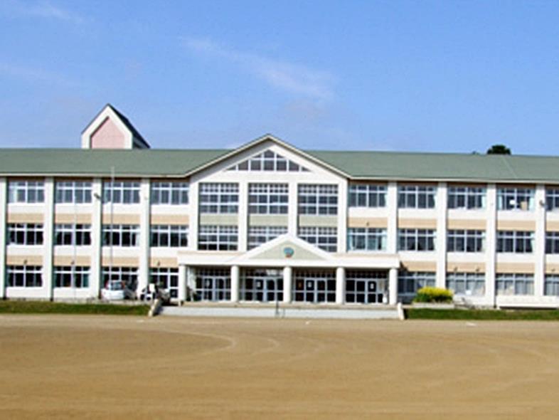 中学校　おいらせ町立木ノ下中学校（中学校）まで2077m