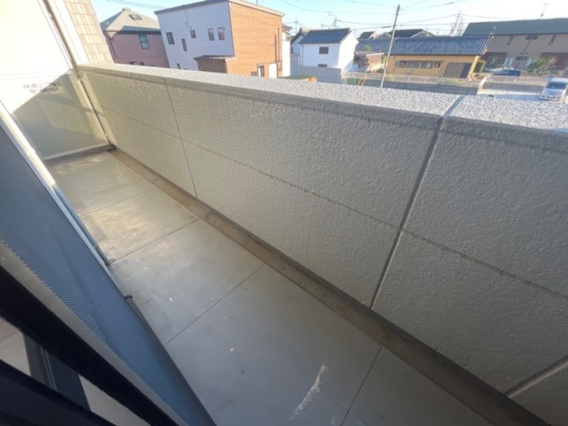 バルコニー　図面と現状に相違がある場合には現状を優先