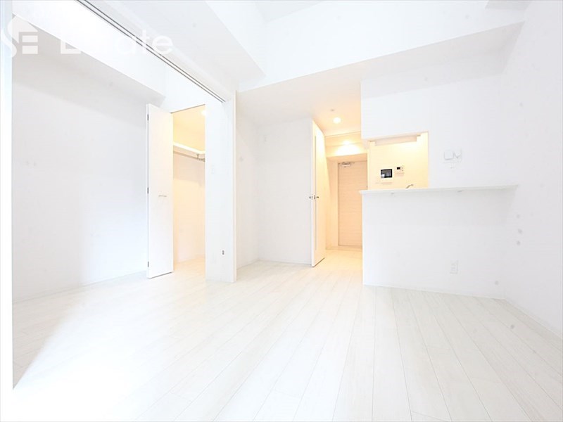 居室・リビング　内装