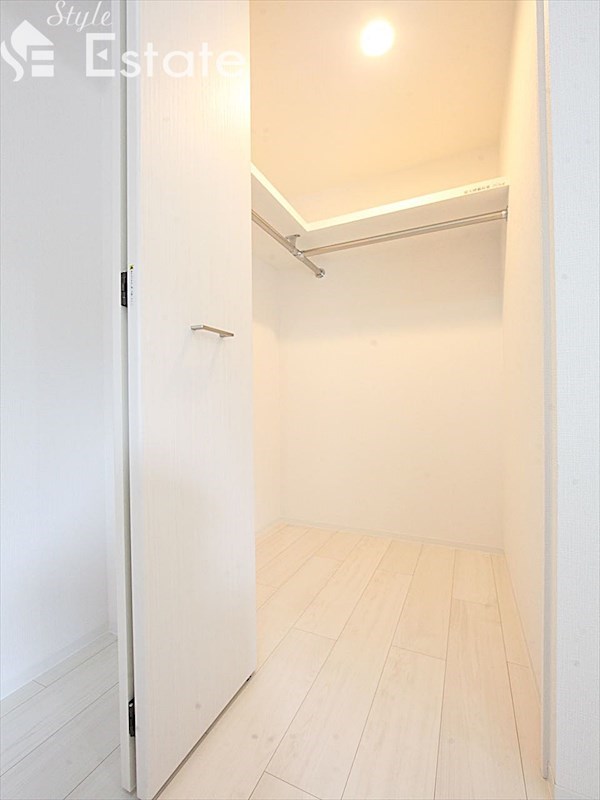 収納　クローゼット