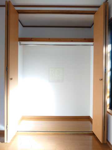 収納　シャトー東条